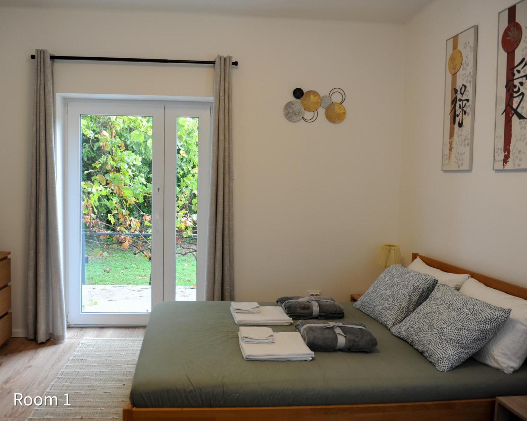 Quiet, Green, Relaxing Place - 2 Bedroom * Balatonfüred